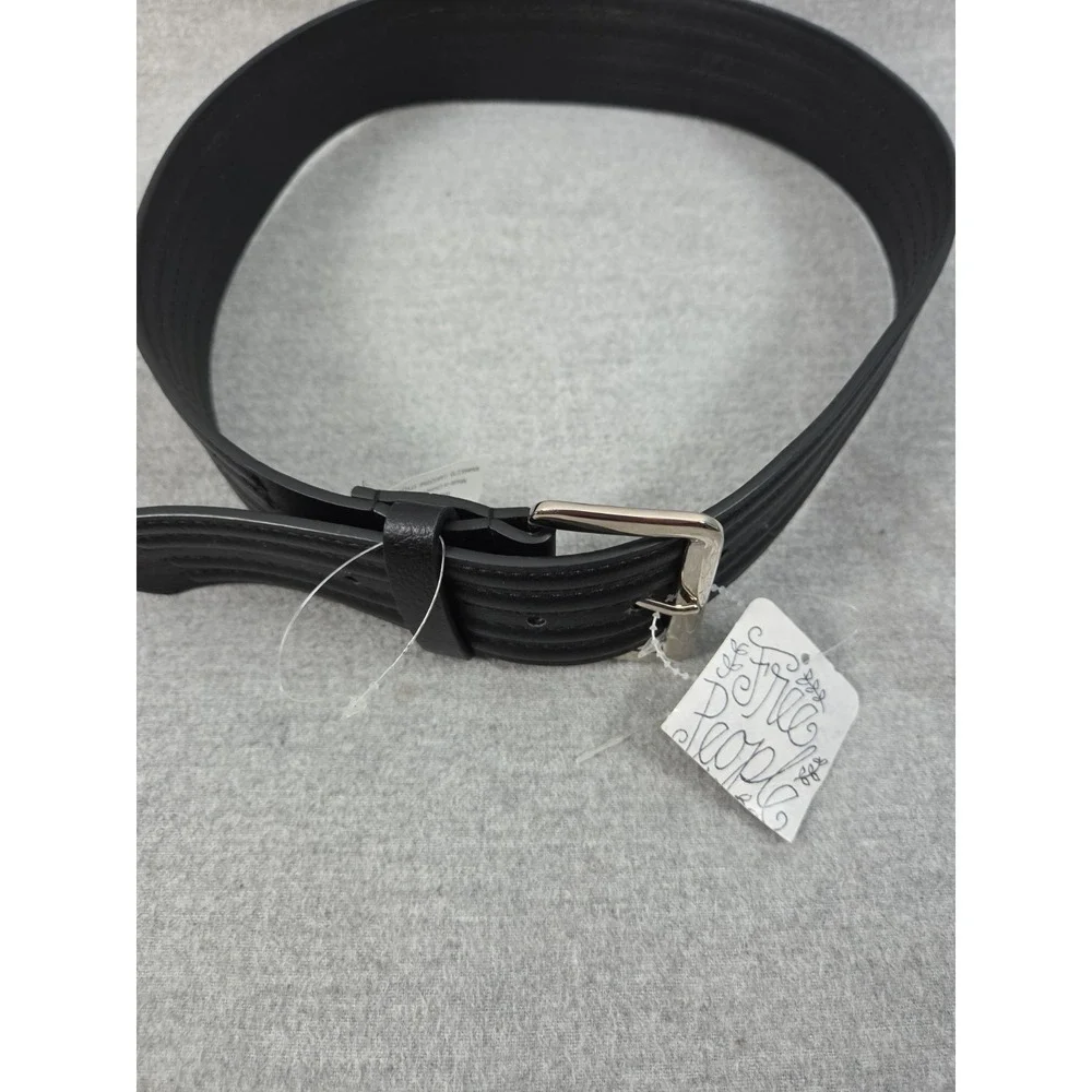 Free People Womens Belt S/M Black Chunky Ribbed Silver Tone Buckle NEW